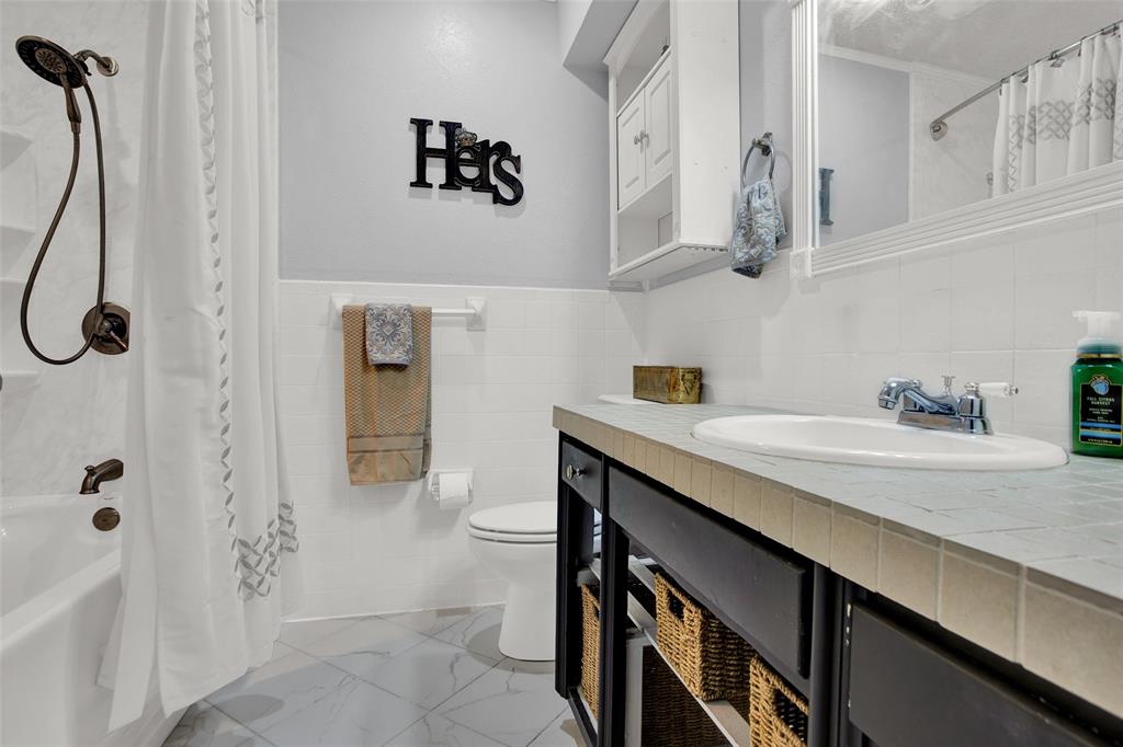 204 Pecan Street Property Photo 25