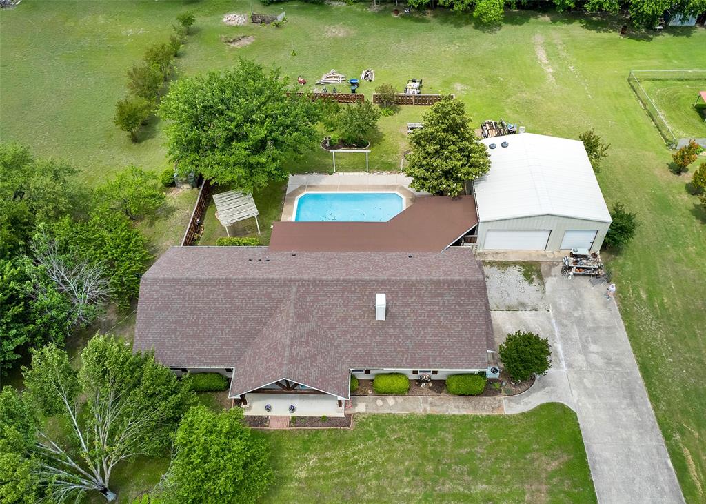 204 Pecan Street Property Photo 39