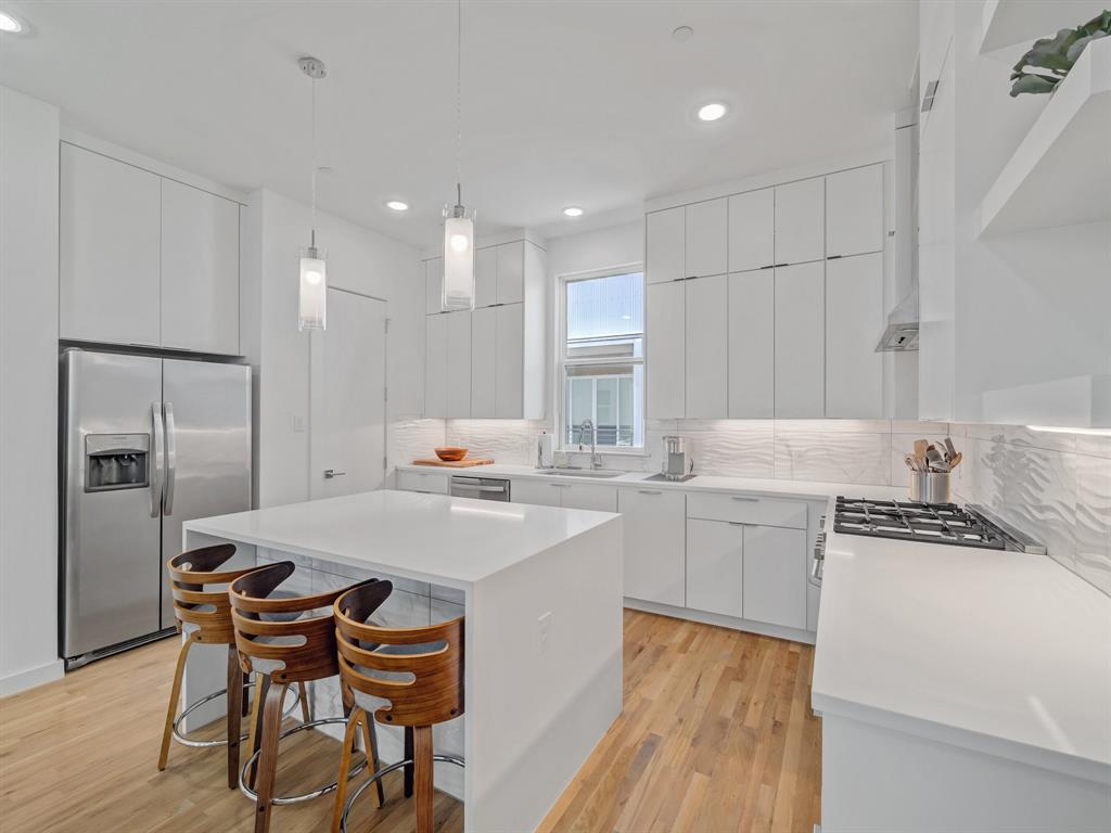 1510 N Washington Avenue Property Photo 10