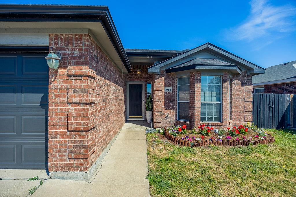 1053 Port Mansfield Drive Property Photo 1