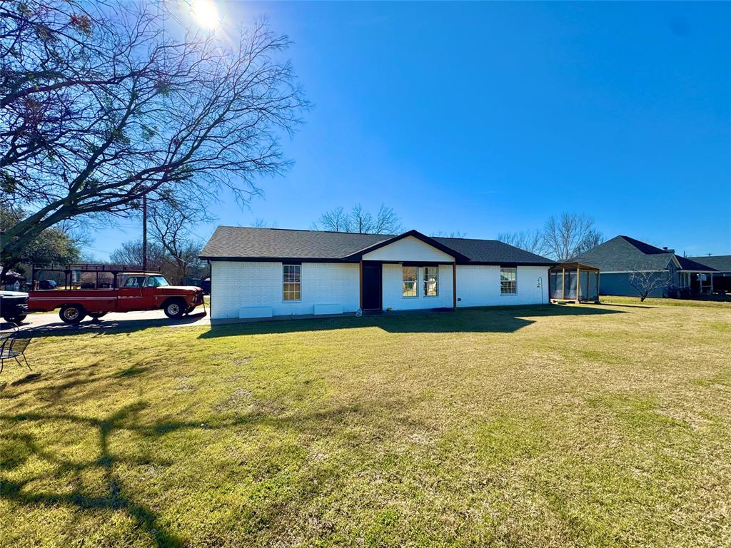 704 Shady Grove Court Property Photo