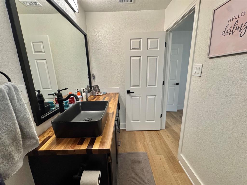 704 Shady Grove Court Property Photo 18