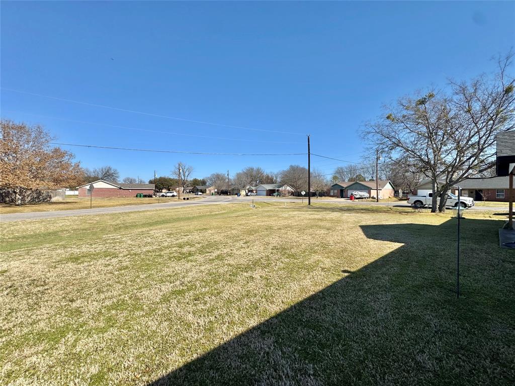 704 Shady Grove Court Property Photo 25