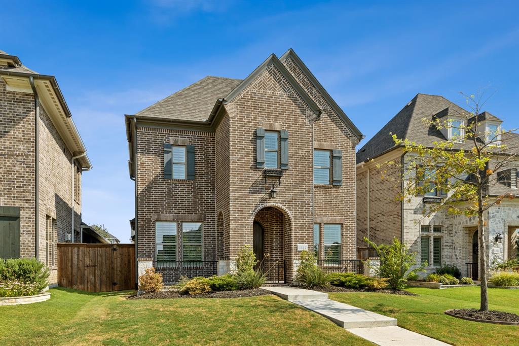 2817 Waverly Property Photo