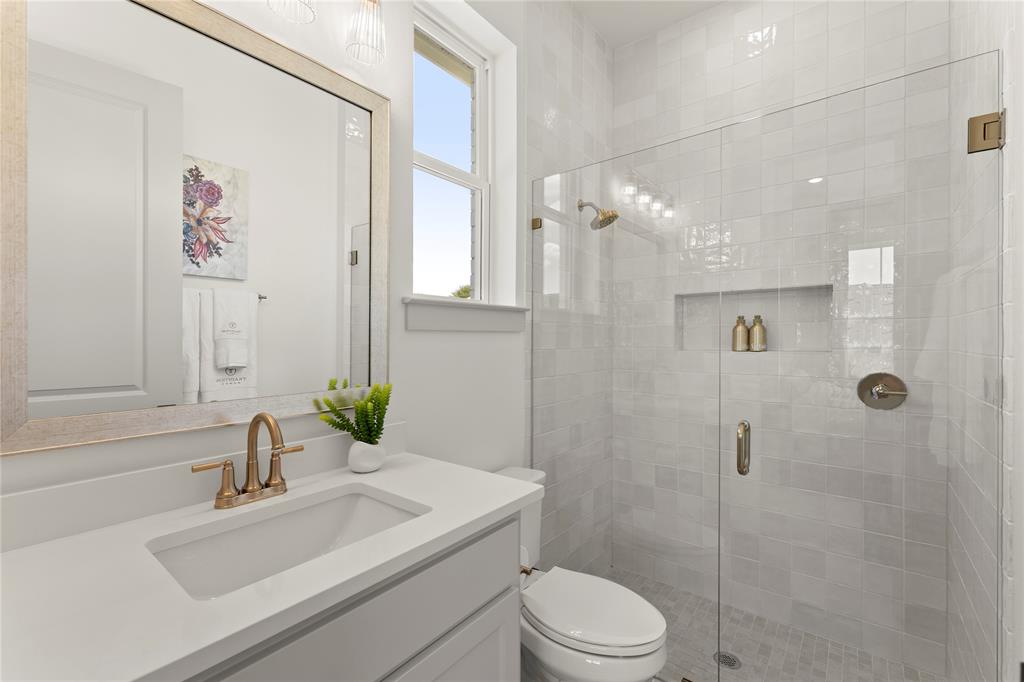 4701 Belo Property Photo 4