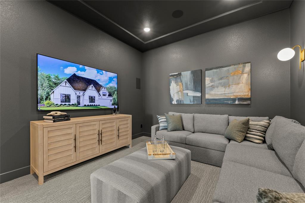 4701 Belo Property Photo 7