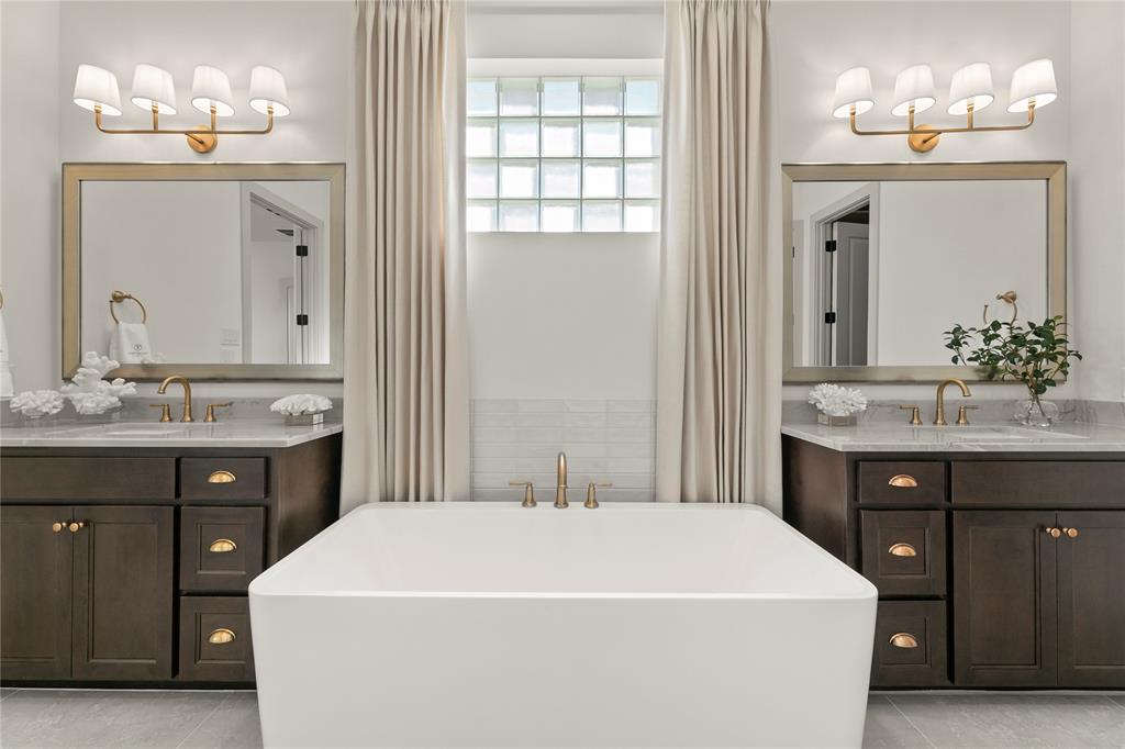 4701 Belo Property Photo 18