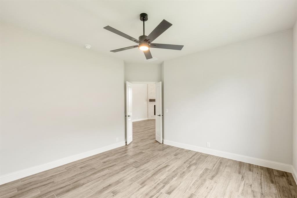 2009 Holland Drive Property Photo 18