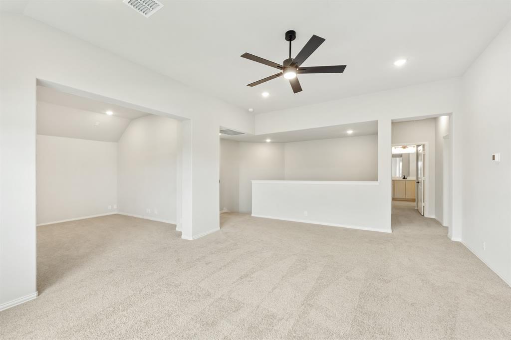 2009 Holland Drive Property Photo 26