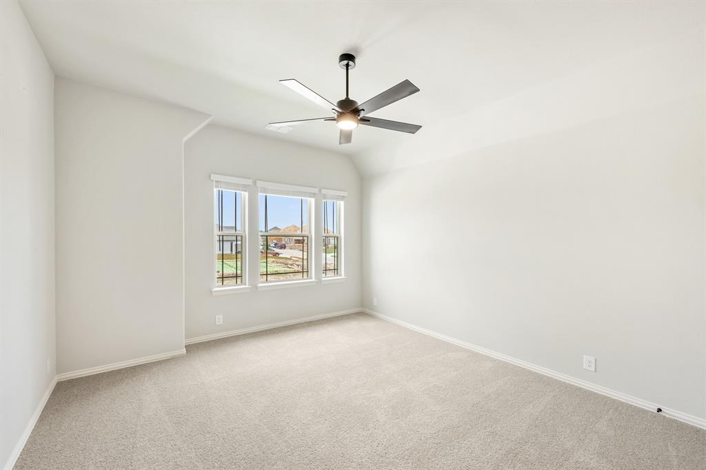 2009 Holland Drive Property Photo 30