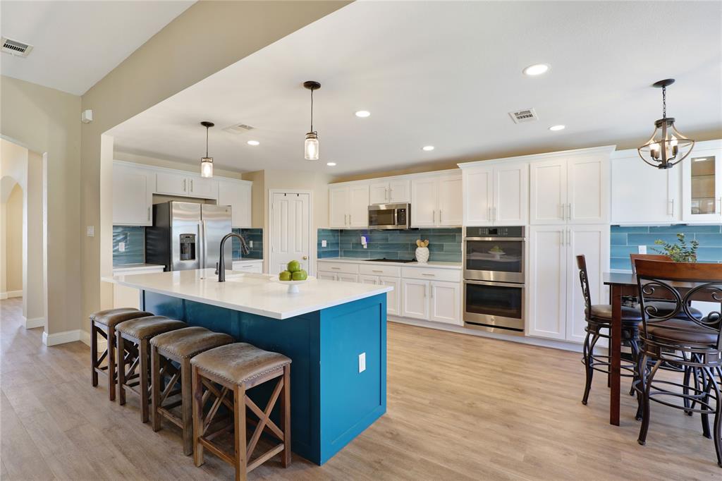 246 Shoreview Drive Property Photo 3