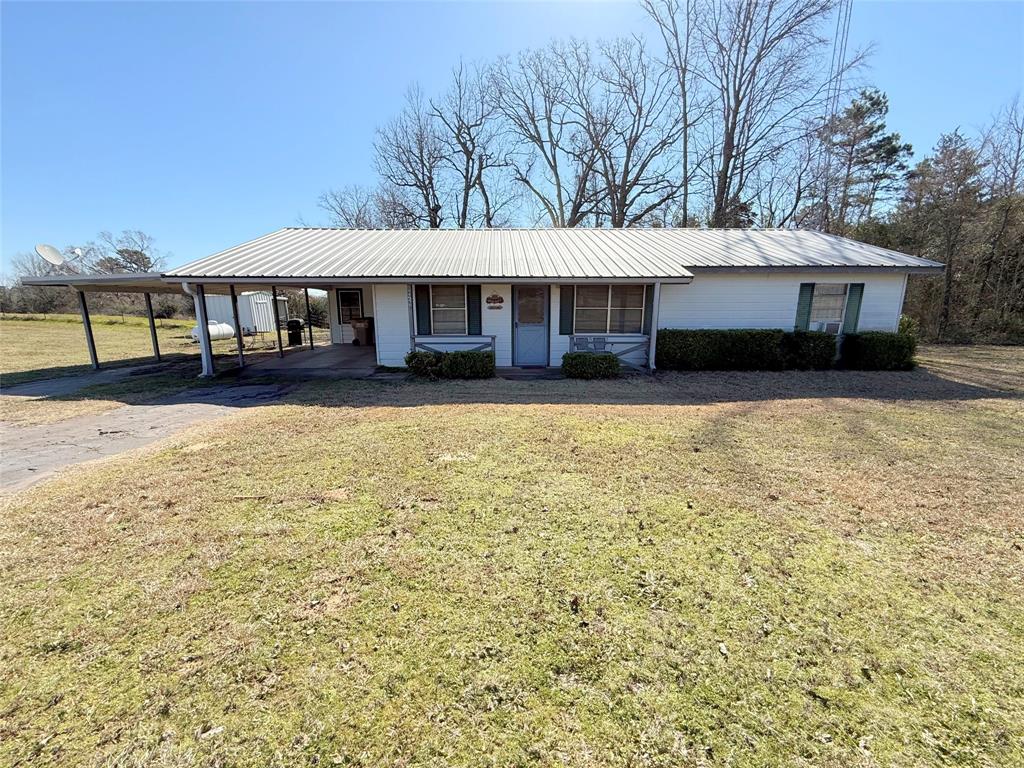 1695 County Road 4430 Property Photo