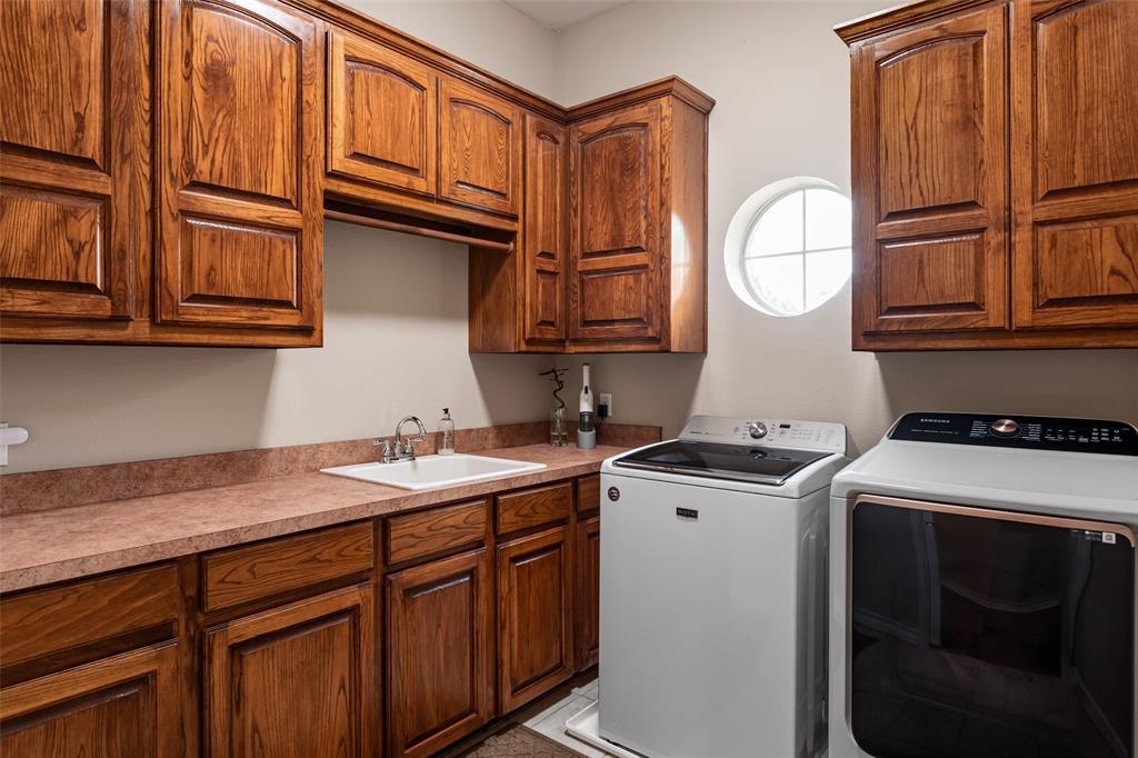 5905 Dog Leg Court Property Photo 20