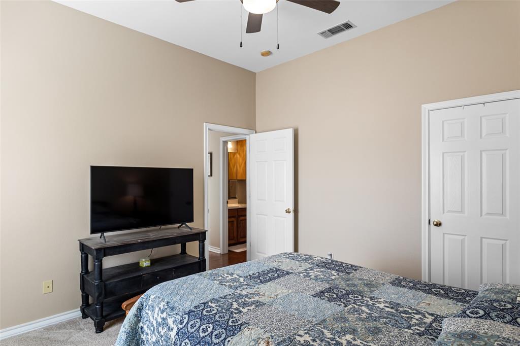 5905 Dog Leg Court Property Photo 24