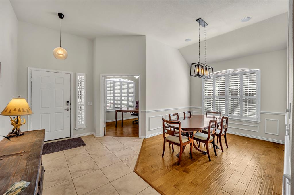 924 Oakland Hills Drive Property Photo 5