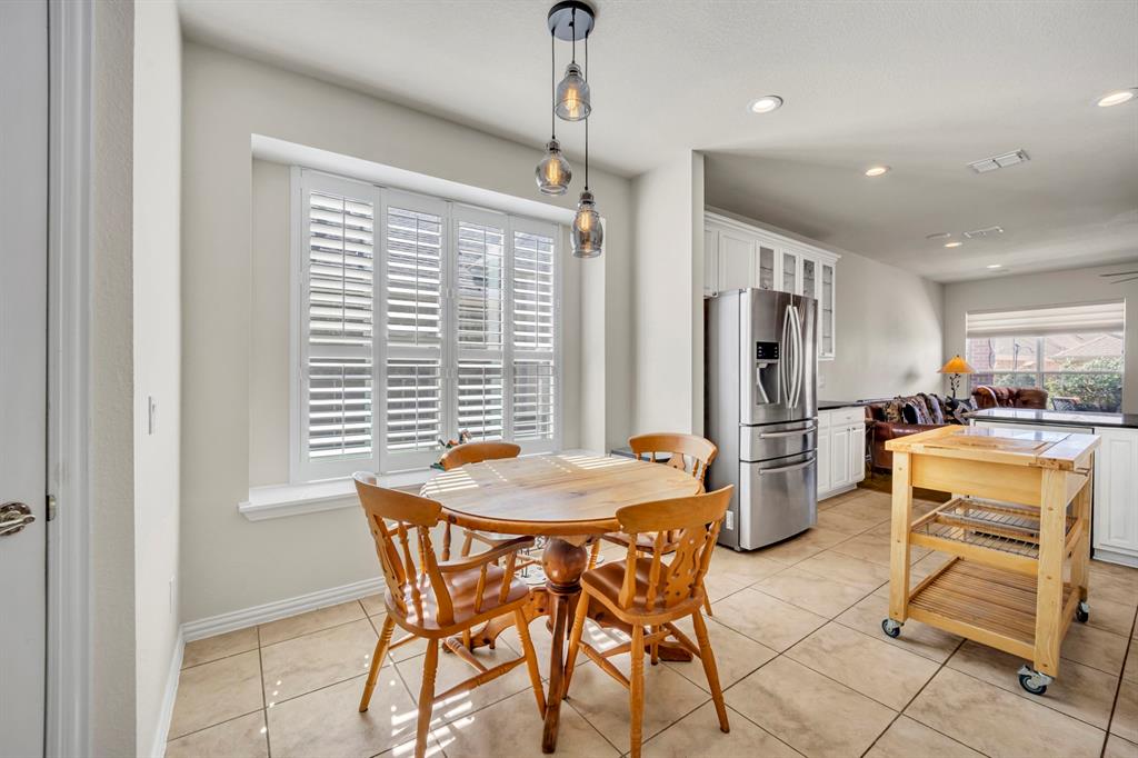 924 Oakland Hills Drive Property Photo 11