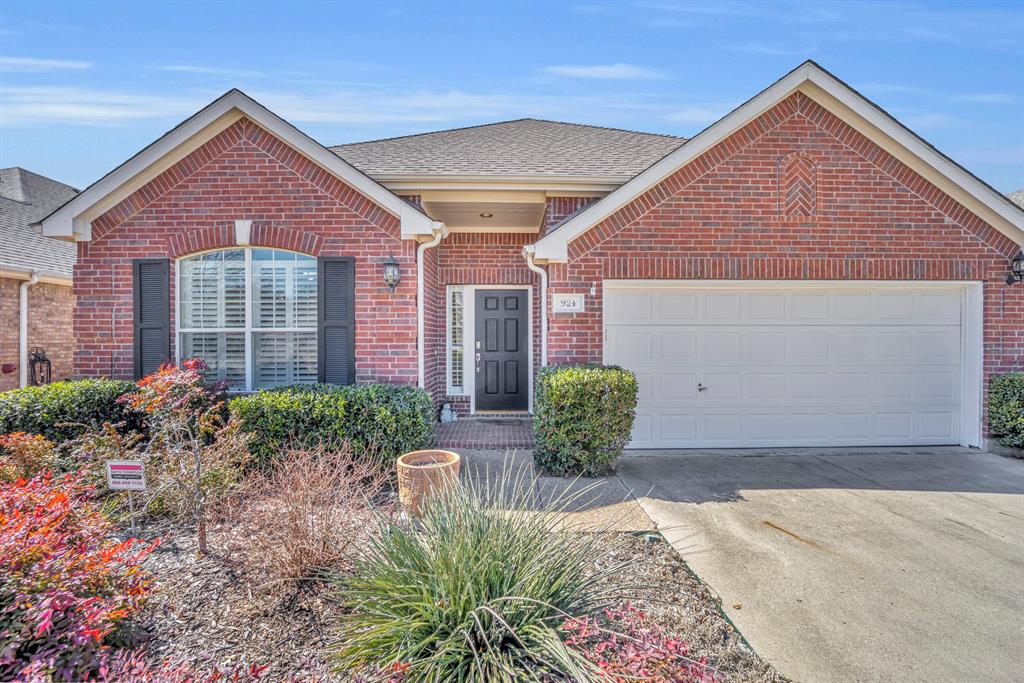 924 Oakland Hills Drive Property Photo 30