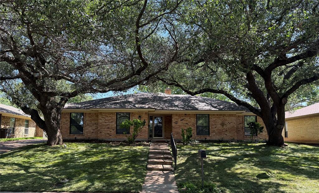 4621 Foxfire Way Property Photo