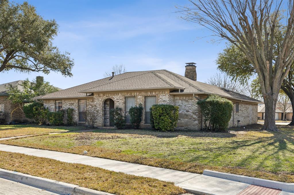 1202 Goldenrod Drive Property Photo 2