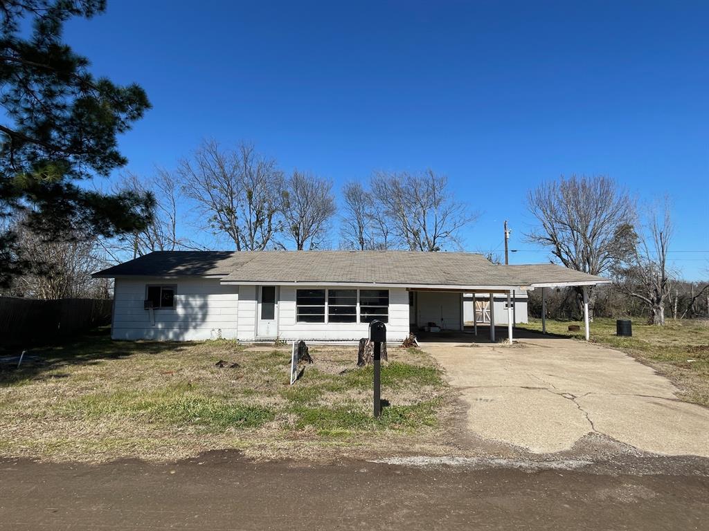 115 Superstar Drive Property Photo