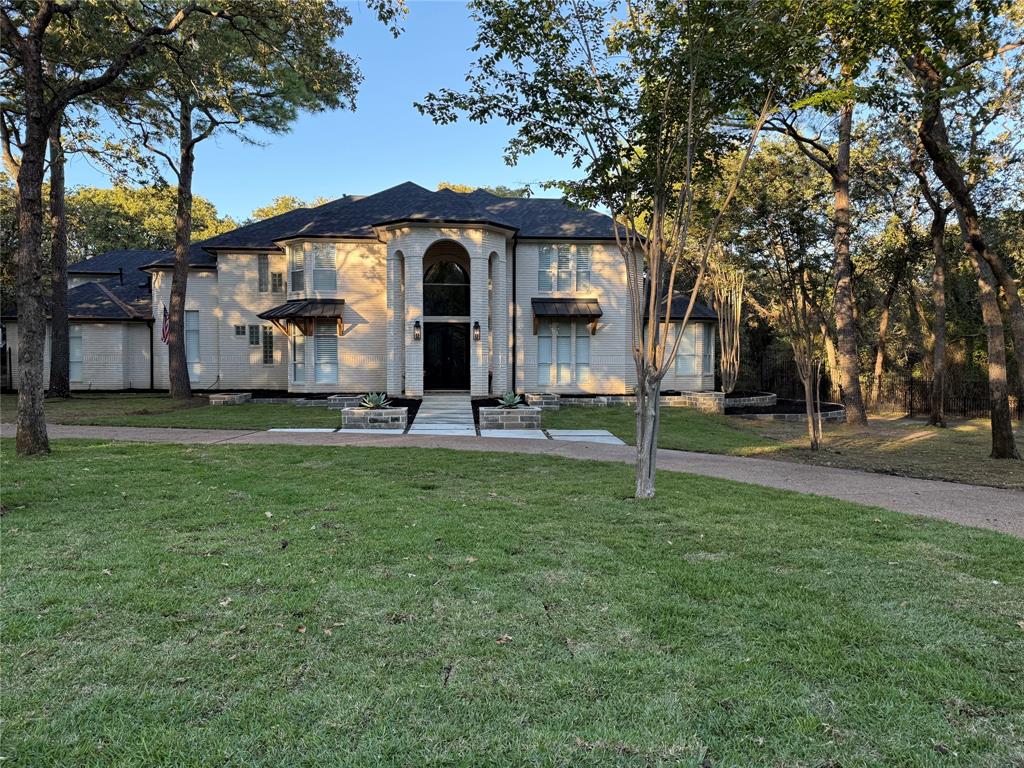 470 Brooks Court Property Photo
