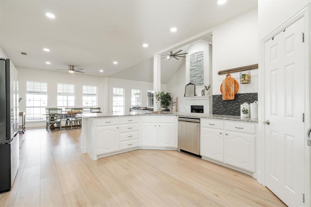 1297 W Secretariat Drive Property Photo 14