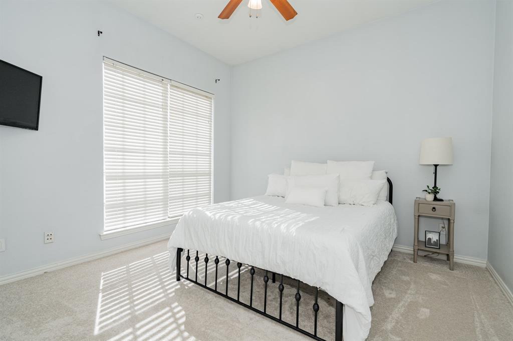 1297 W Secretariat Drive Property Photo 25