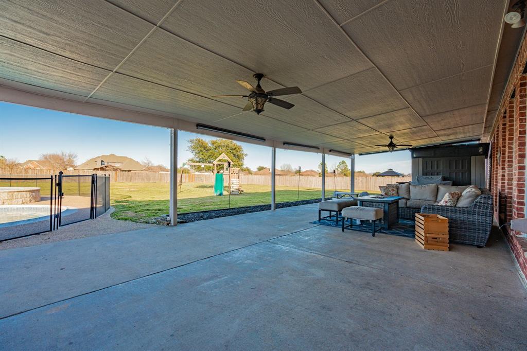 1297 W Secretariat Drive Property Photo 34
