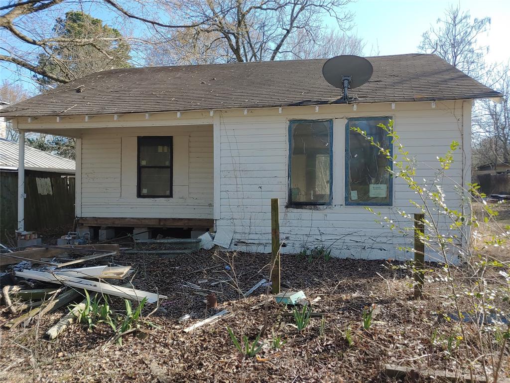 1154 Fairfax Property Photo