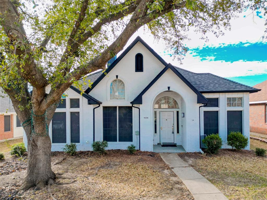 1024 E Grubb Drive Property Photo