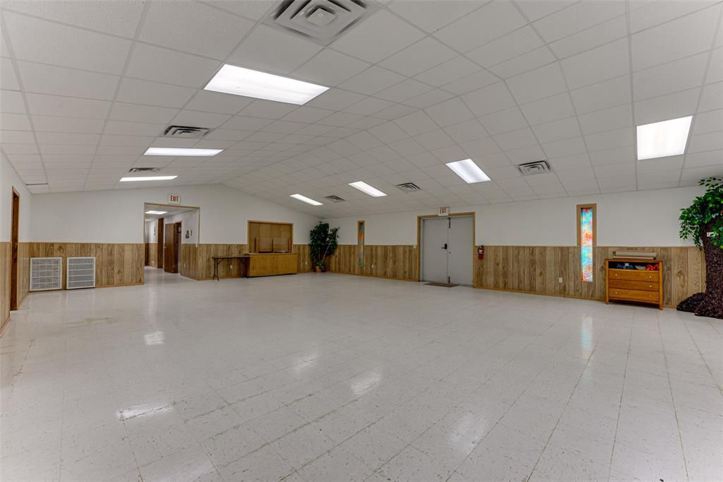 301 Margaret Drive Property Photo 13