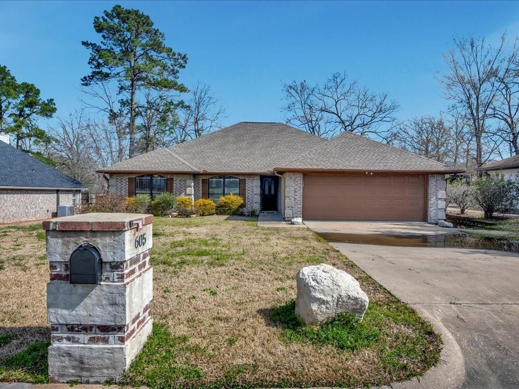 605 Augusta Drive Property Photo
