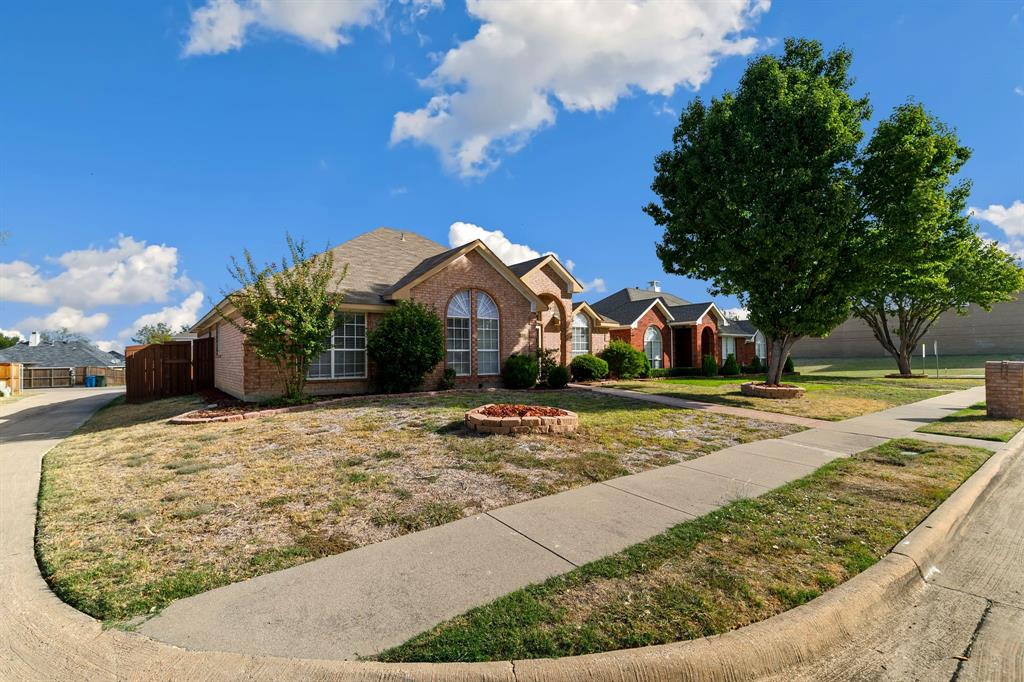 2025 Topaz Drive Property Photo