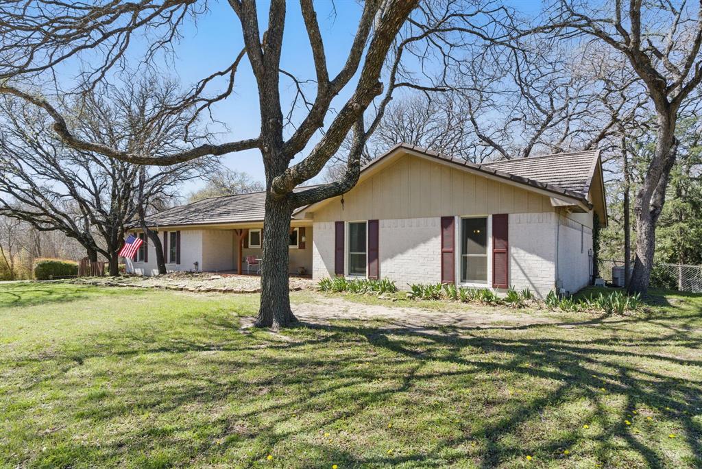 Hudson Oaks Real Estate Listings Main Image