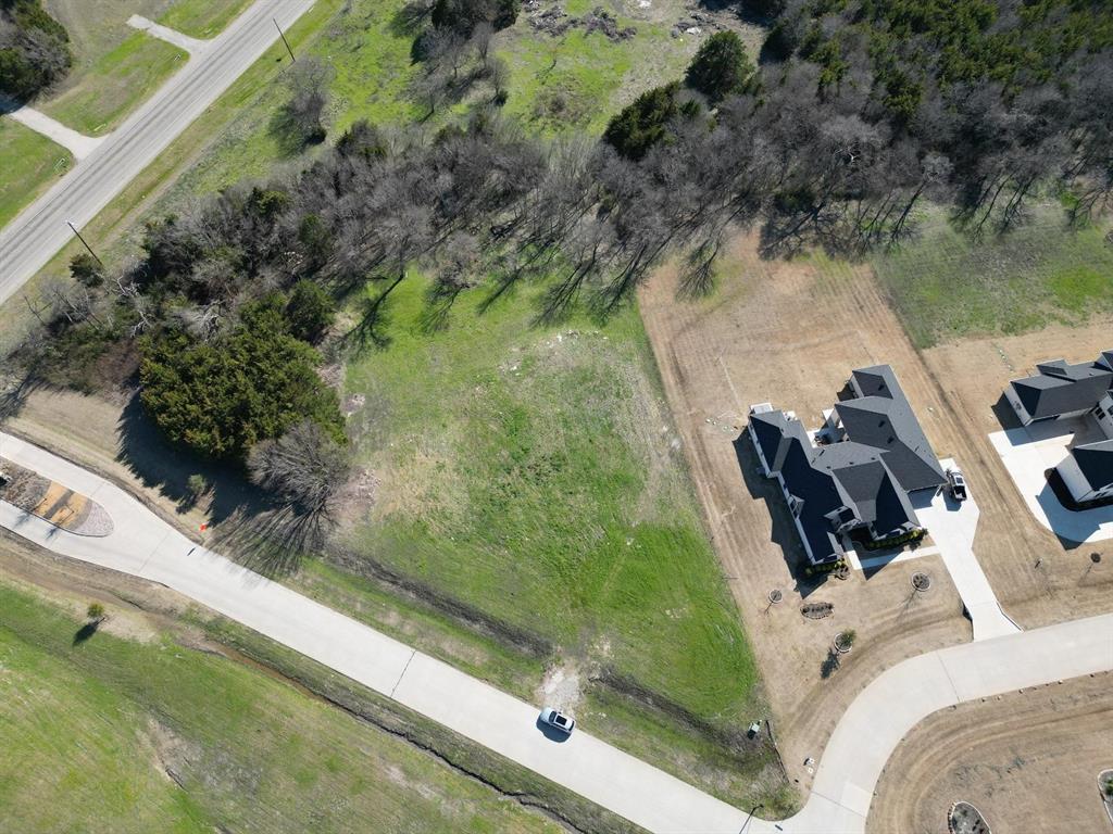 735 Peppy San Property Photo 4
