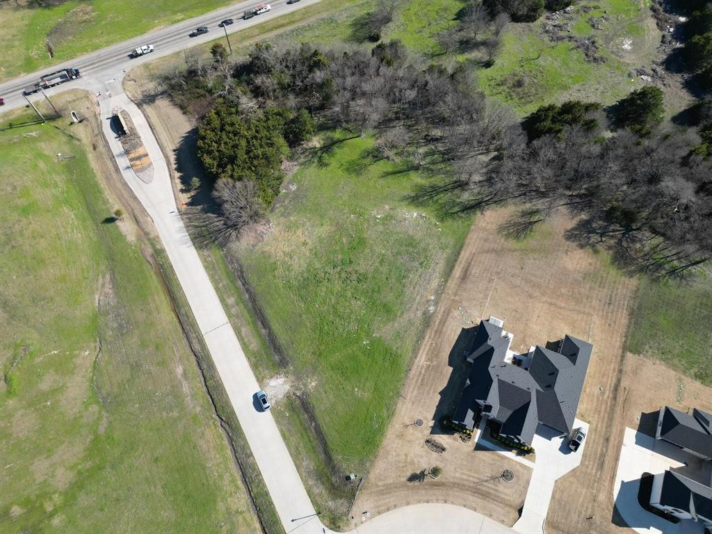 735 Peppy San Property Photo 8