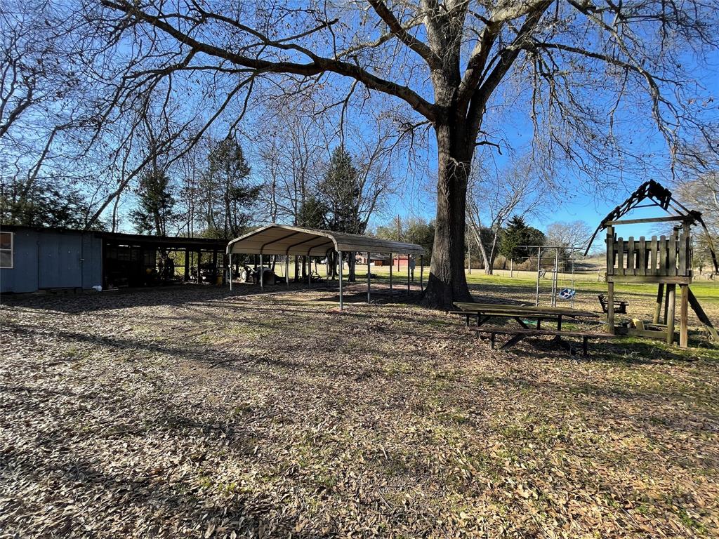 304 Cr 1421 Property Photo 4
