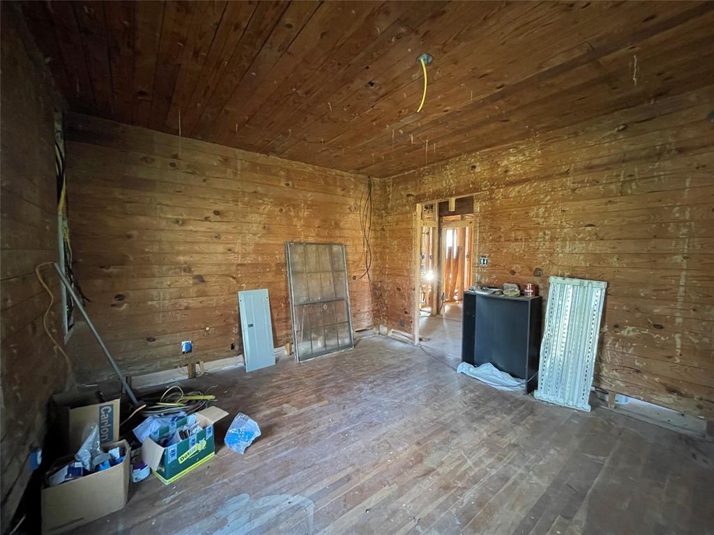 304 Cr 1421 Property Photo 10