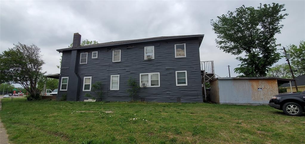 5004 East Side Avenue Property Photo
