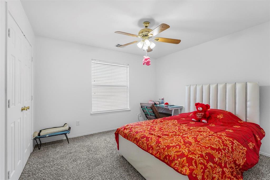 3926 Rolling Oaks Drive Property Photo 13