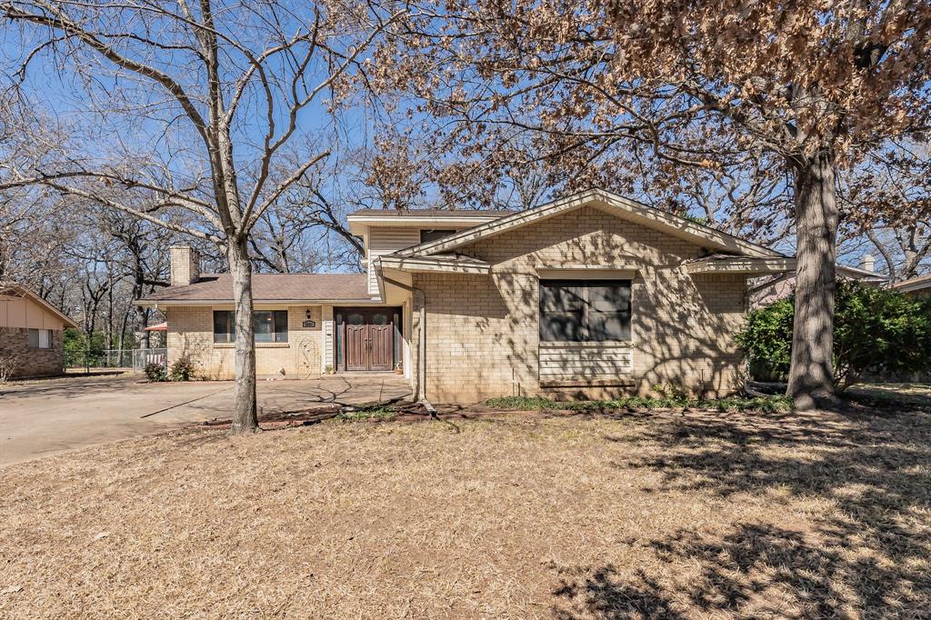 2601 Greenwood Lane Property Photo
