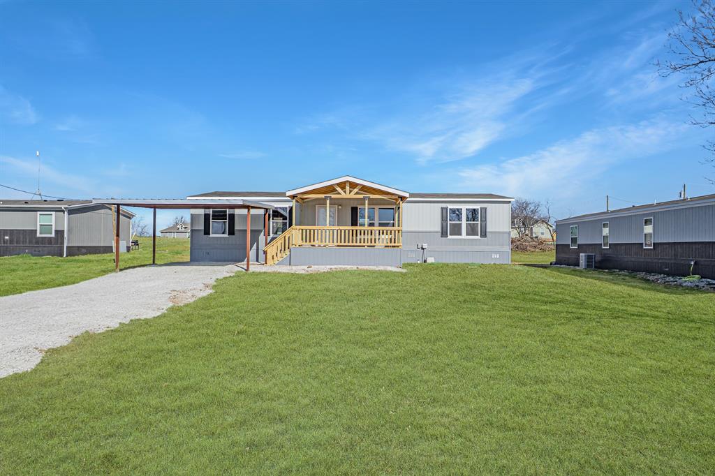 207 Overland Trail Property Photo