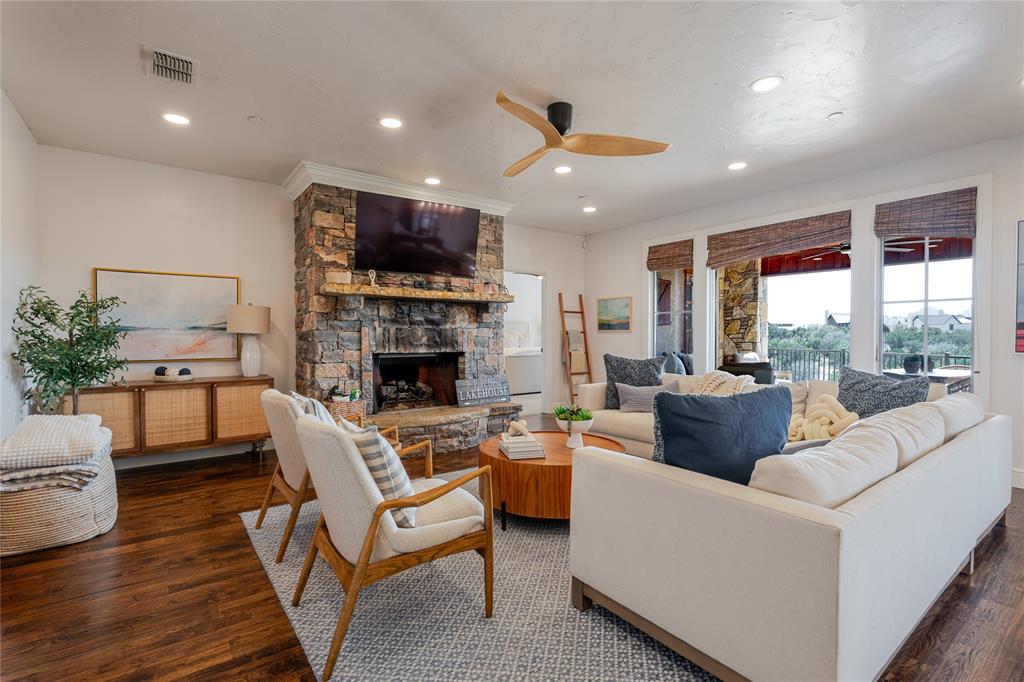 1653 Scenic Drive Property Photo