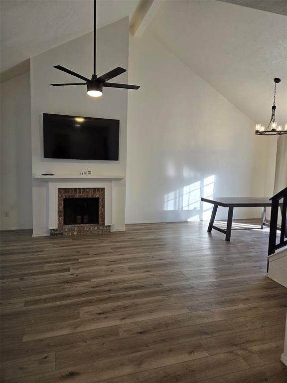 1553 Windsor Drive Property Photo 5