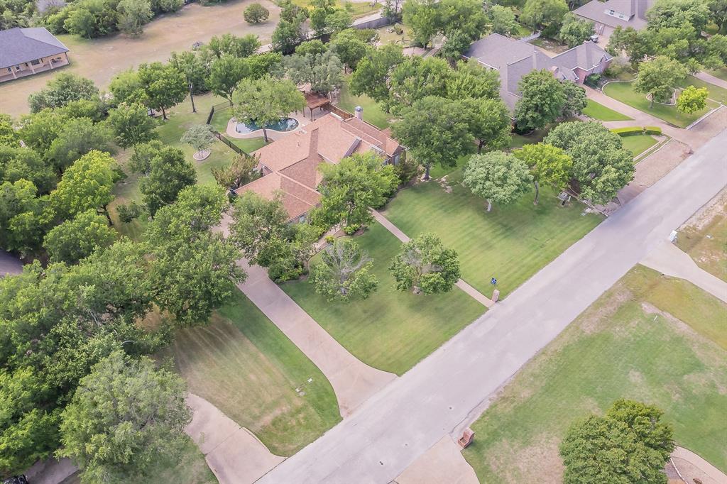 128 Oakview Drive Property Photo 6
