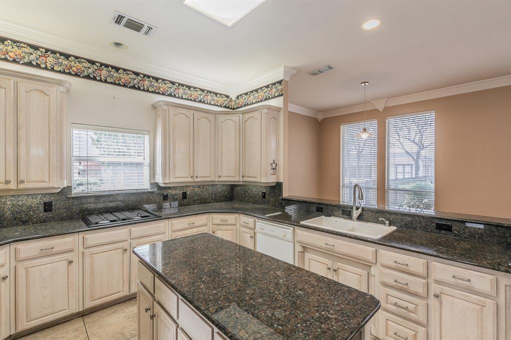 128 Oakview Drive Property Photo 15