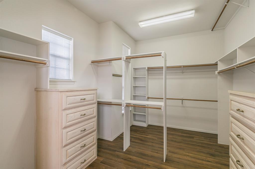 128 Oakview Drive Property Photo 26
