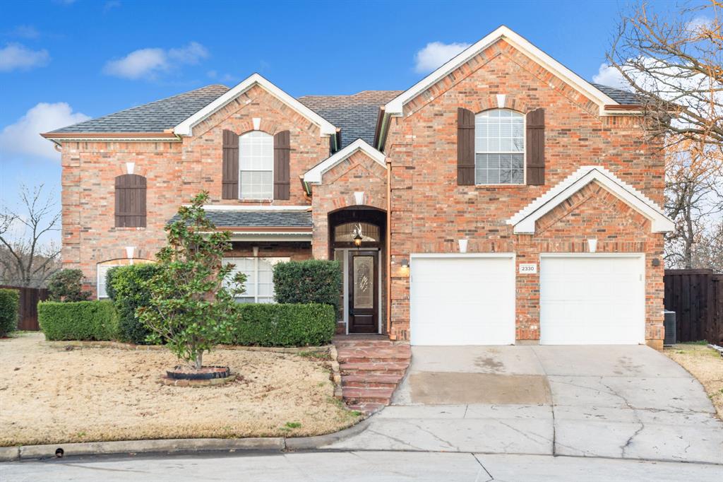 2330 Bay Lakes Court Property Photo