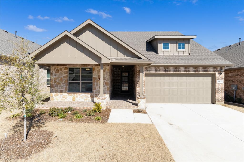 2537 Sakeena Court Property Photo