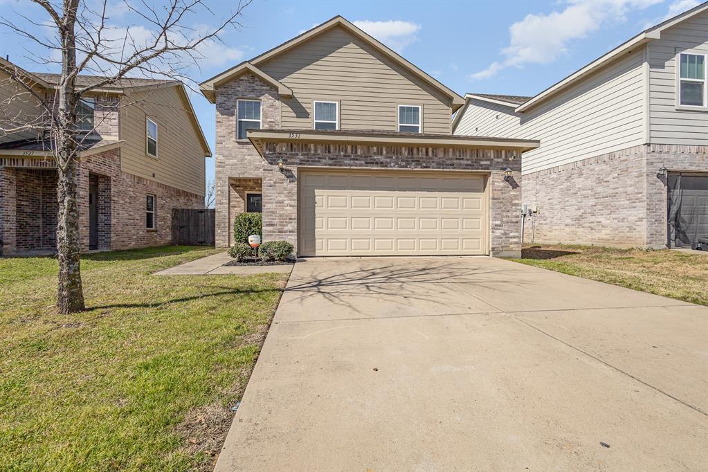 3531 Apple Valley Way Property Photo